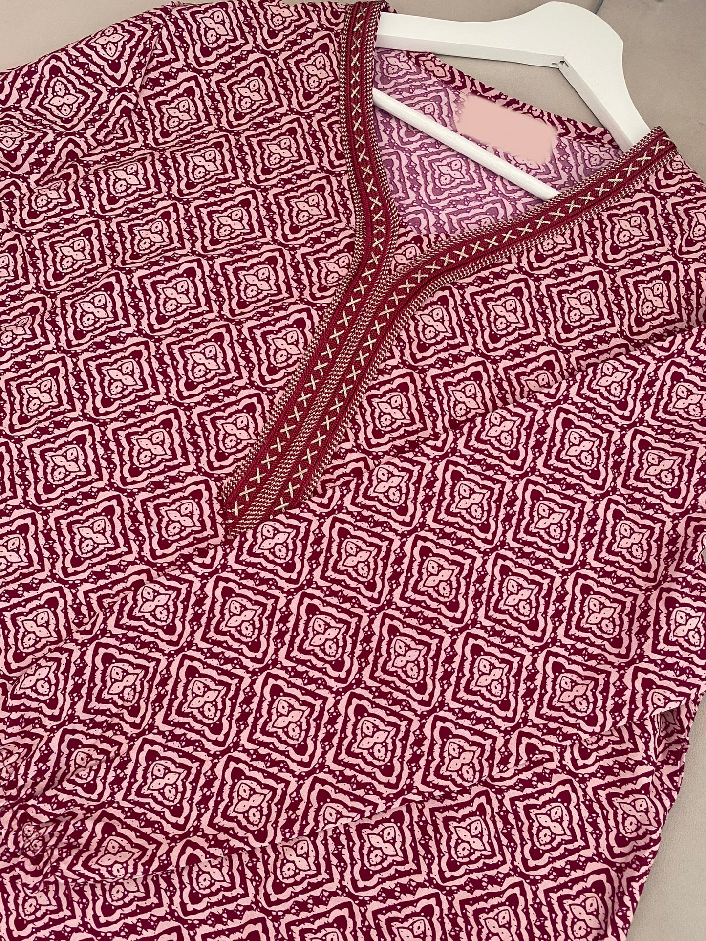 Robe d’intérieur motifs rose